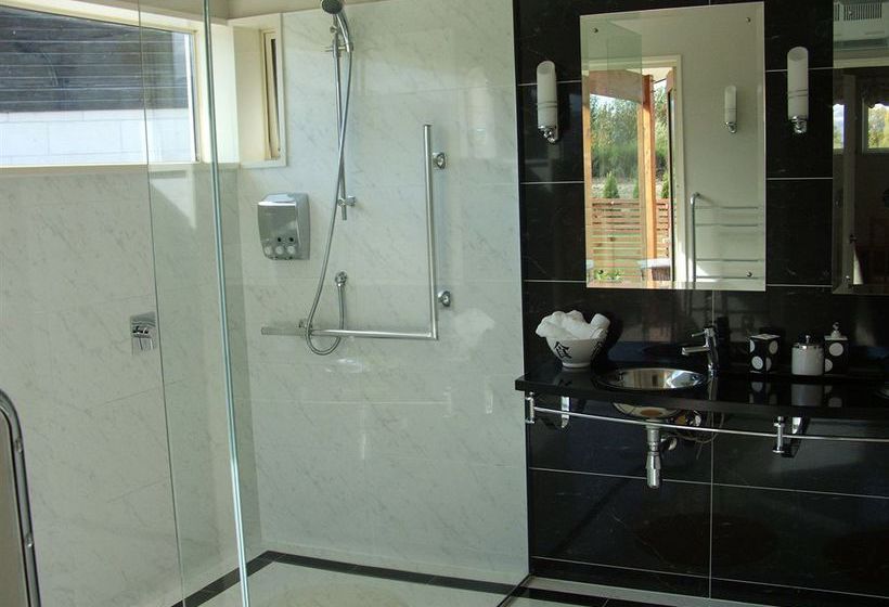 Hotel Vibrant Living Retreat 18