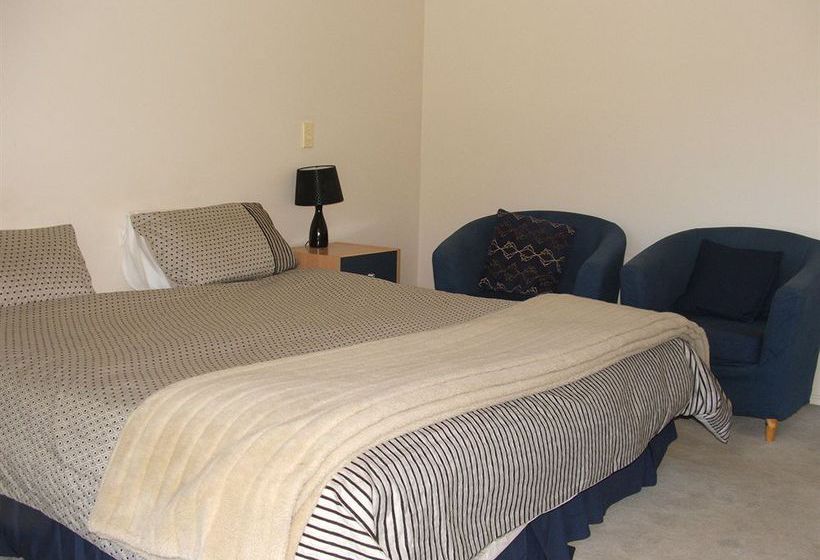 Hotel Vibrant Living Retreat 5