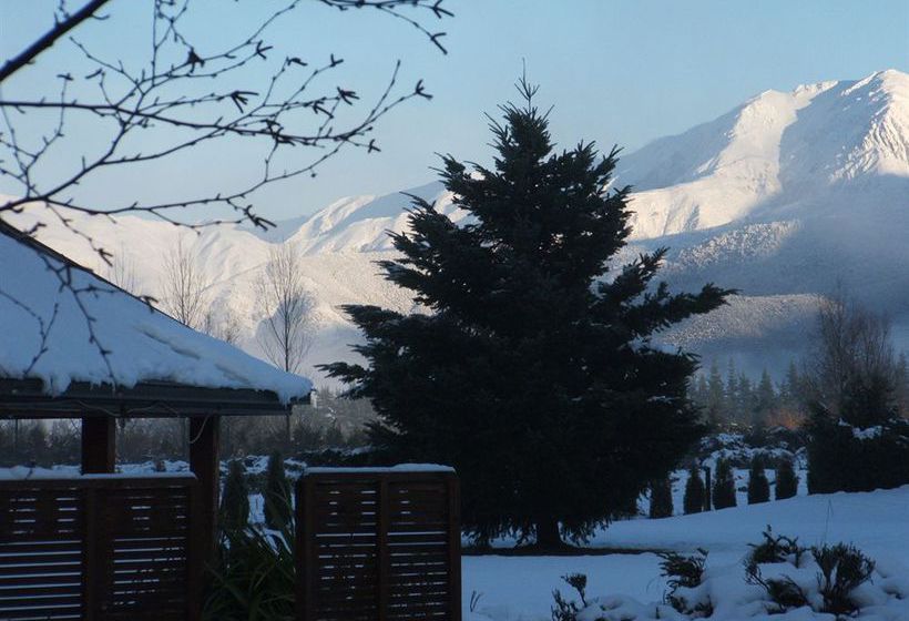 Hotel Vibrant Living Retreat 8