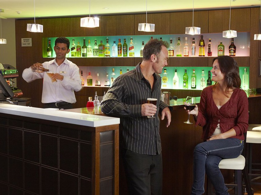 Hotel Peppers Bluewater Resort 11