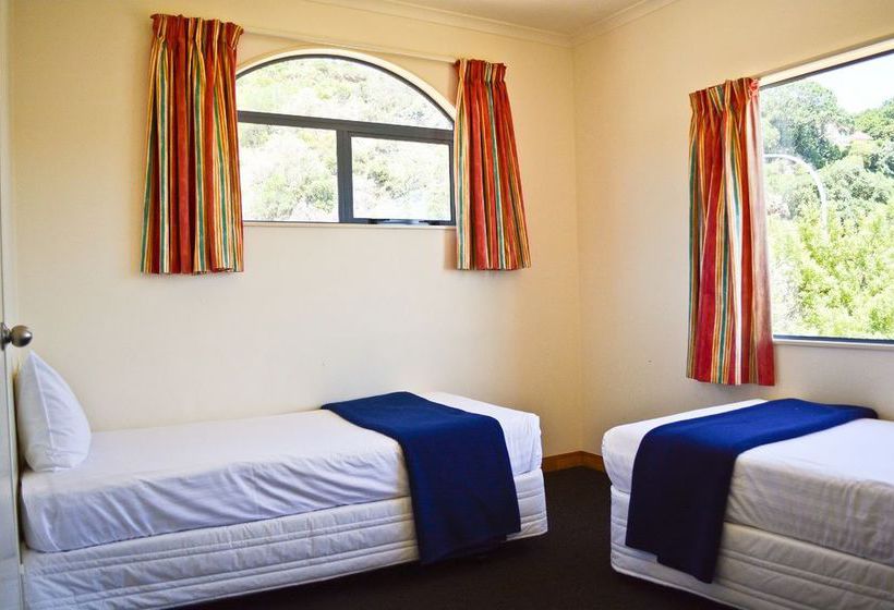 Hotel White Island Rendezvous 9