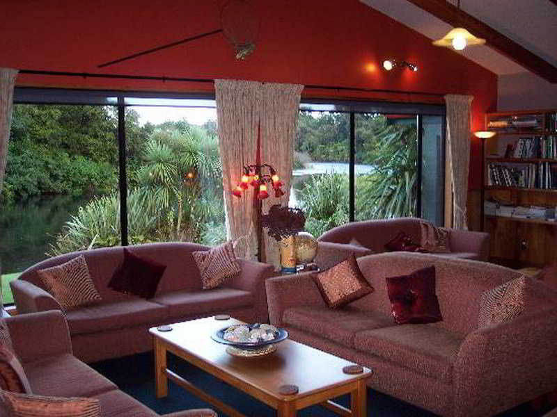 Hotel Wilderness Lodge Lake Moeraki 1