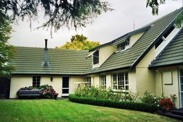Russley 302 Bed & Breakfast Christchurch