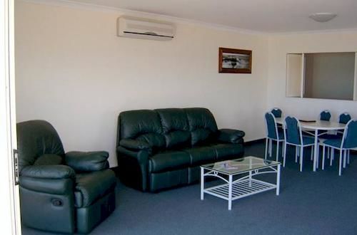 Hotel Breakwater Apartments 14