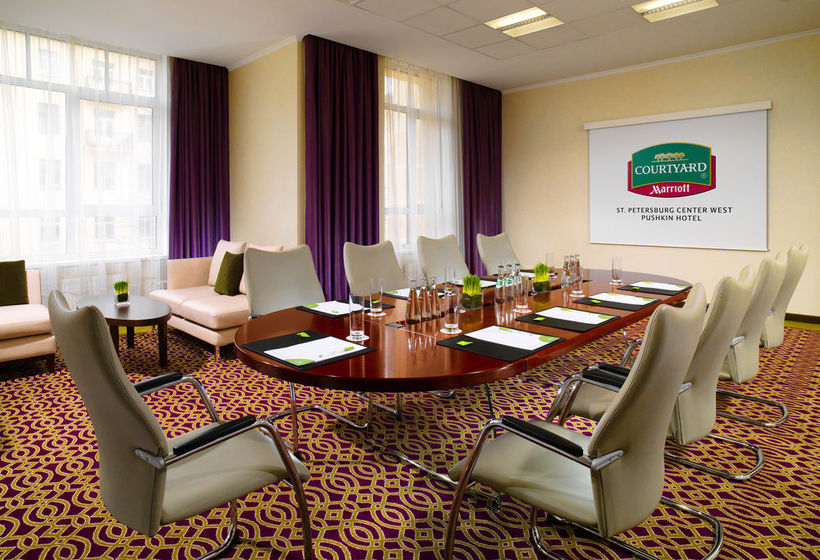 Hotel Courtyard St. Petersburg Center West Pushkin 1