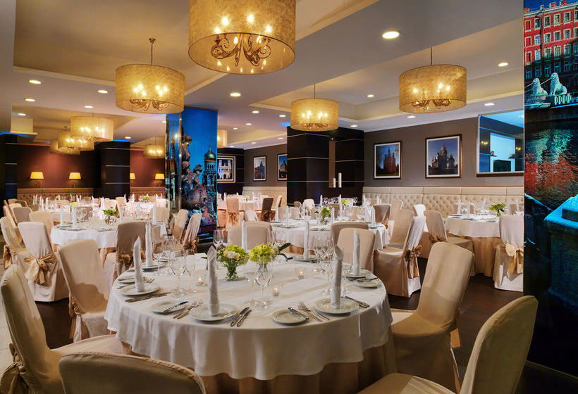 Hotel Courtyard St. Petersburg Center West Pushkin 12