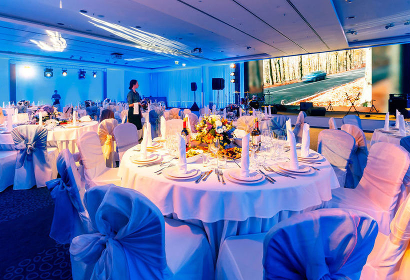 Hotel Crowne Plaza St Petersburg Airport 10