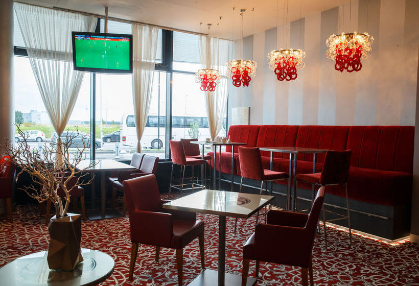 Hotel Crowne Plaza St Petersburg Airport 2