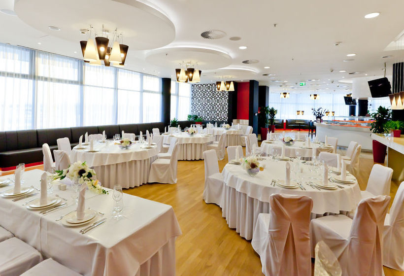 Hotel Crowne Plaza St Petersburg Airport 20