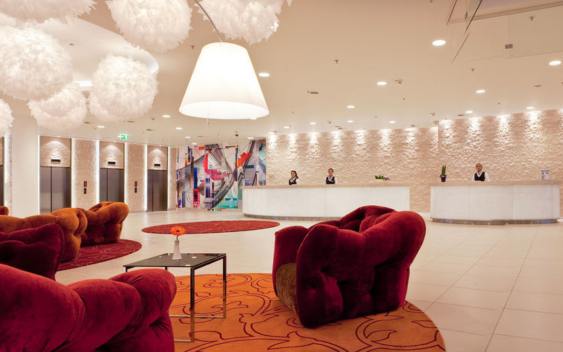 Hotel Crowne Plaza St Petersburg Airport 5