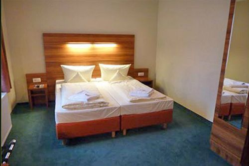 Hotel Haus Hillesheim 19