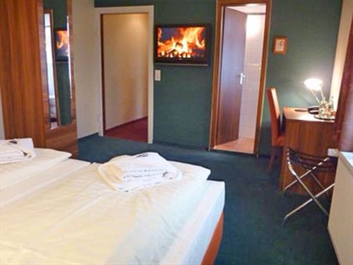 Hotel Haus Hillesheim 9