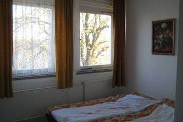 Hostal Touristenhaus Grunau 4