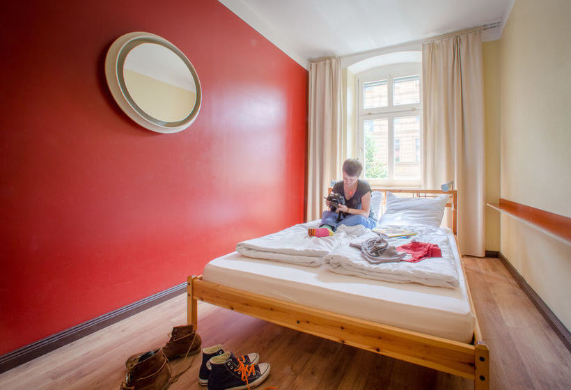 Eastseven Berlin Hostel 19