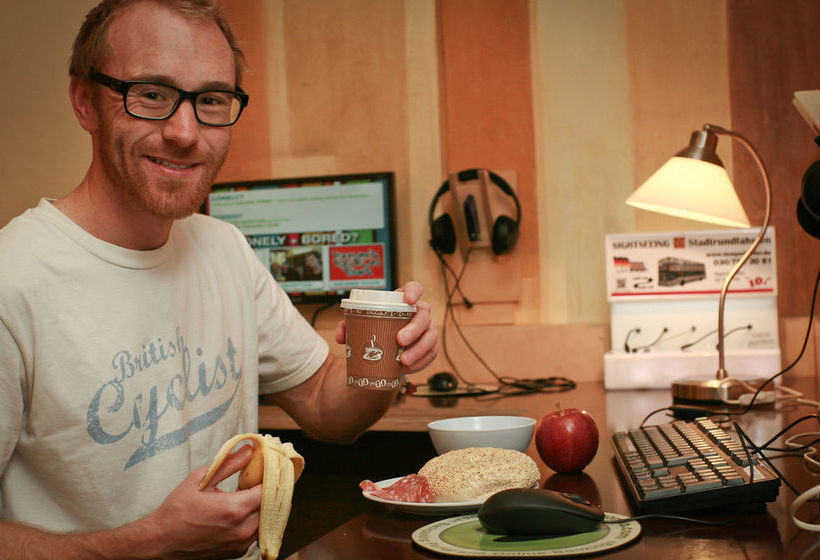 Eastseven Berlin Hostel 3