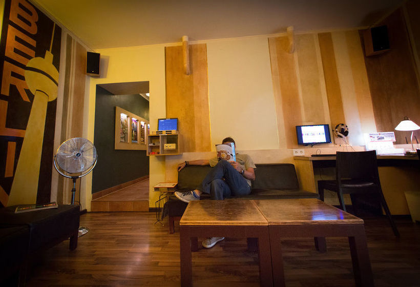 Eastseven Berlin Hostel 5