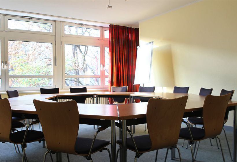 Berlin International Youth Hostel 2