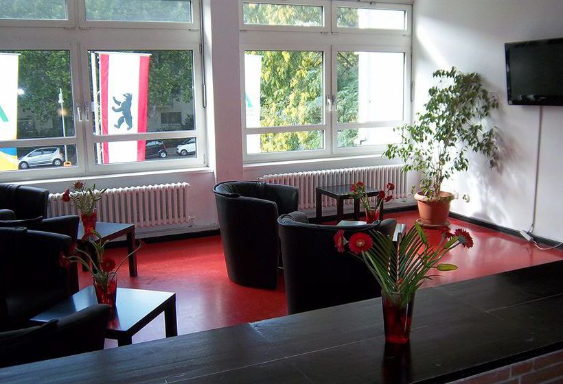 Berlin International Youth Hostel 9