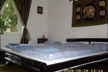 Wira Guesthouse & Hostel 5