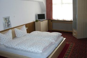 Hotel Garni Ratstube 2