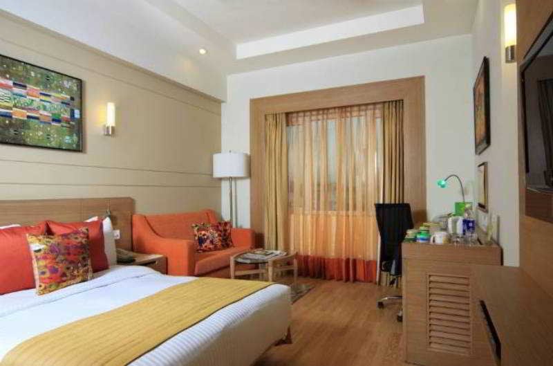 Hotel Lemon Tree Premier Ulsoor Lake Bengaluru 12