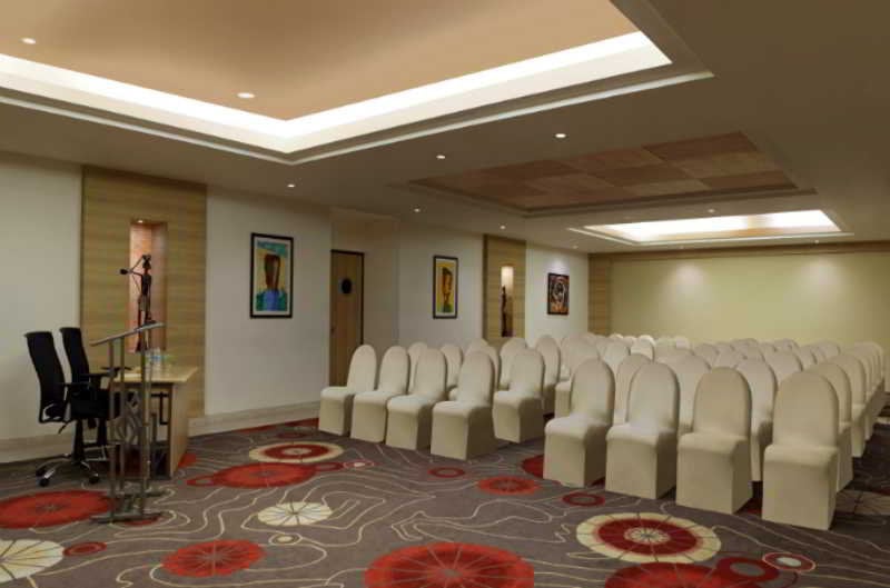 Hotel Lemon Tree Premier Ulsoor Lake Bengaluru 16