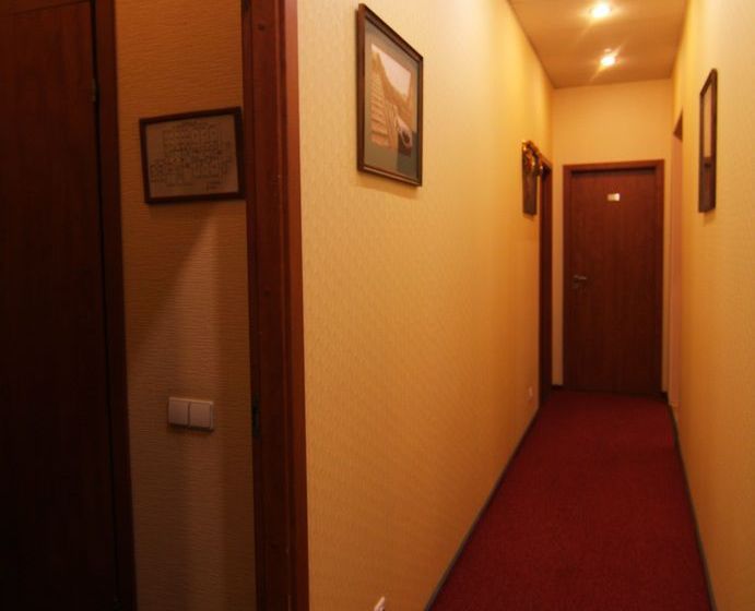 Hotel By The Hermitage 12