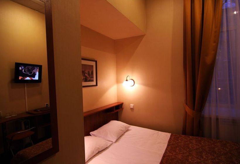 Hotel By The Hermitage 2