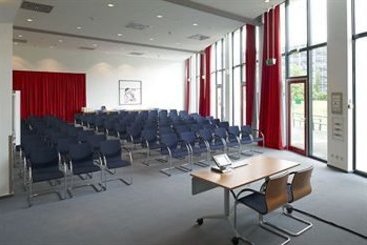 Commundo Tagungshotel 12