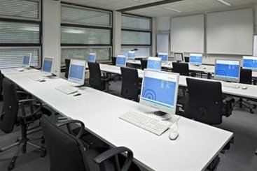 Commundo Tagungshotel 13