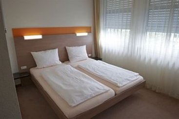 Commundo Tagungshotel 16