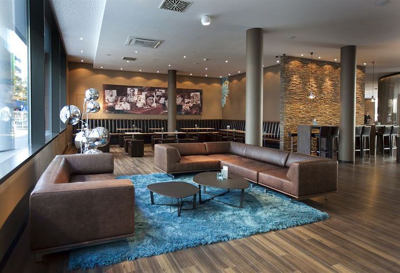 Motel One Stuttgart-Hauptbahnhof 1