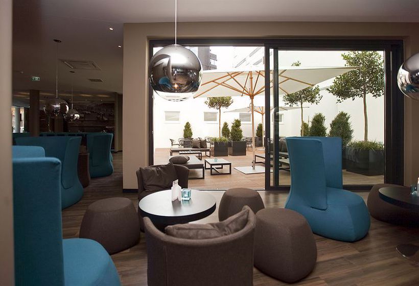 Motel One Stuttgart-Hauptbahnhof 11