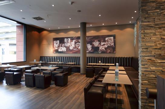 Motel One Stuttgart-Hauptbahnhof 12