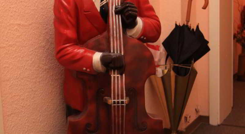 Pensión Hotel Stuttgarter Eck 12