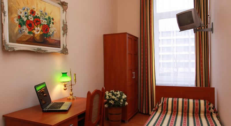 Pensión Hotel Stuttgarter Eck 9