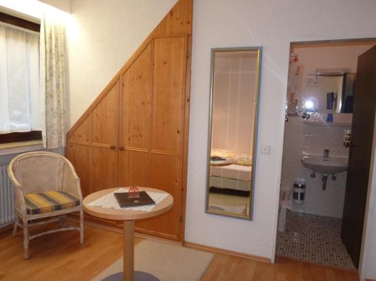 Landhotel Am Schloss 4