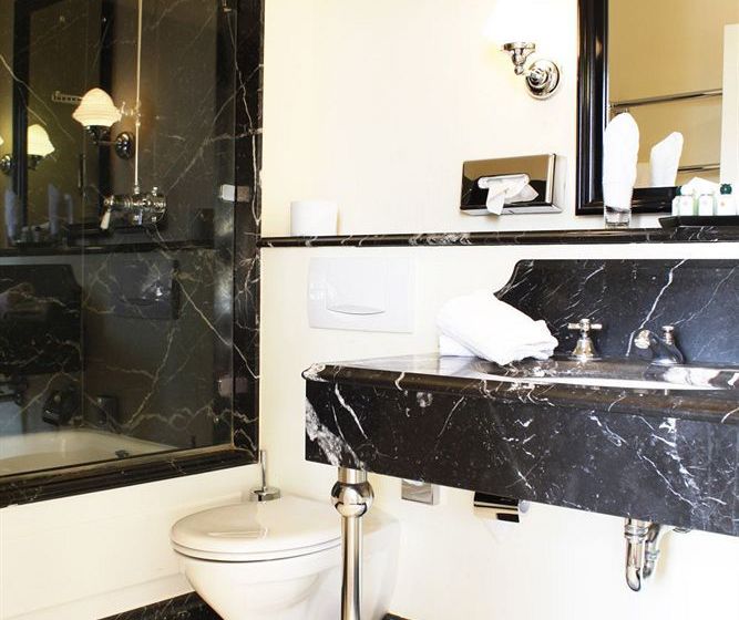 Hotel Niederländischer Hof 9