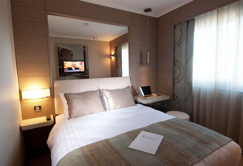 Hotel Titanic Comfort Mitte 1