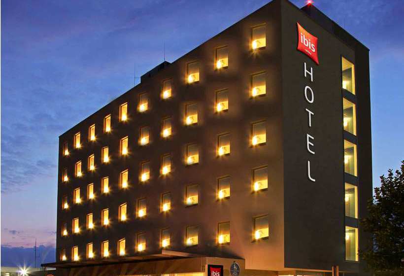Hotel Ibis Friedrichshafen Airport Messe 12