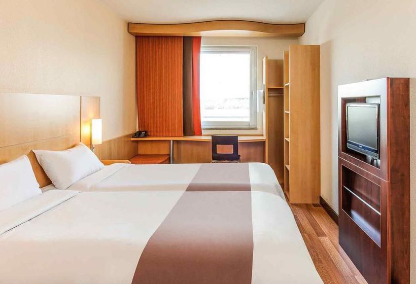 Hotel Ibis Friedrichshafen Airport Messe 14