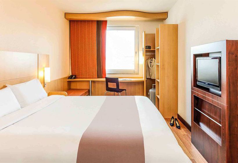 Hotel Ibis Friedrichshafen Airport Messe 5