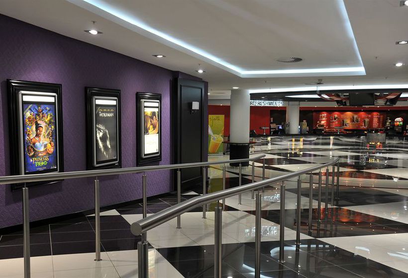 Hotel Peermont Metcourt At Emperors Palace 19