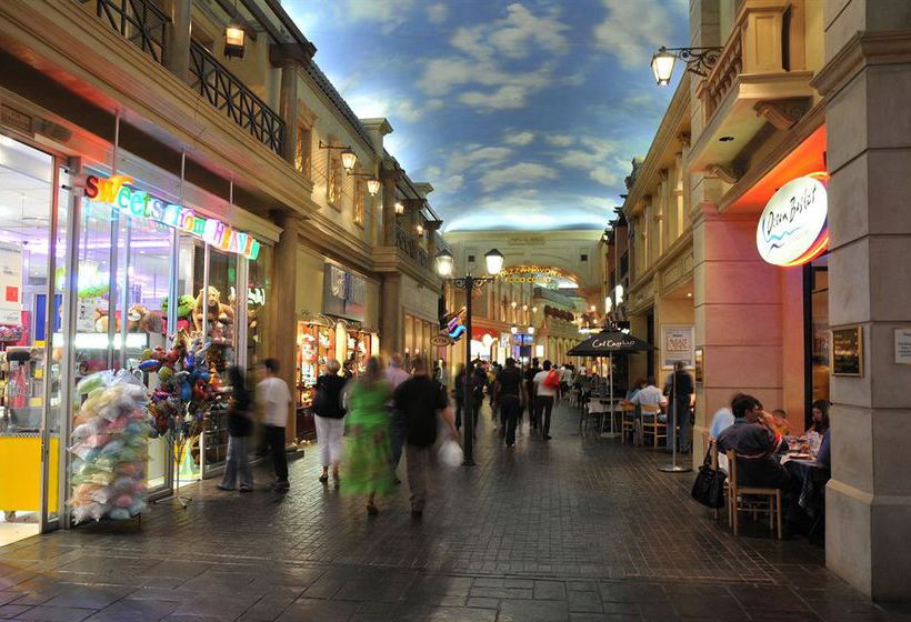 Hotel Peermont Metcourt At Emperors Palace 20