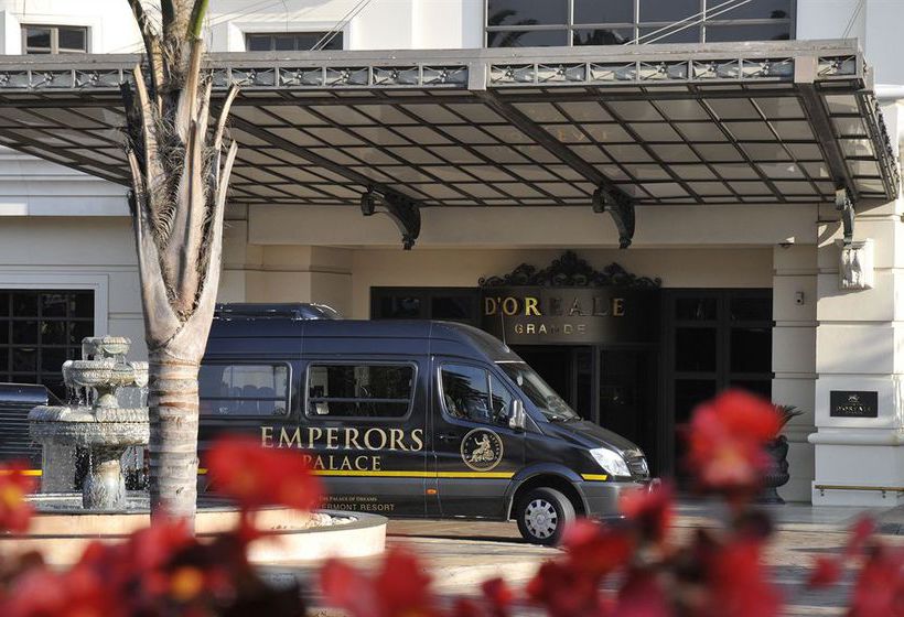 Hotel Peermont Metcourt At Emperors Palace 6