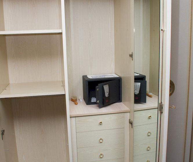 Hotel Cronwell Resort Falke 6