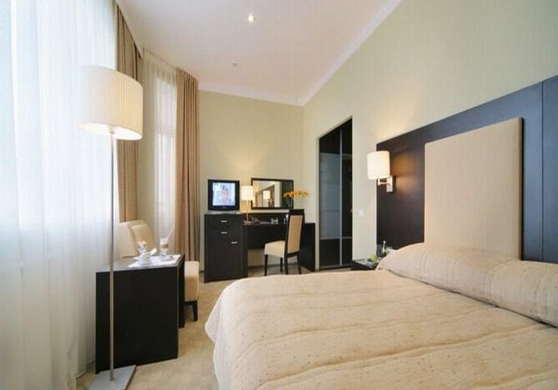 Hotel Senator Business 10