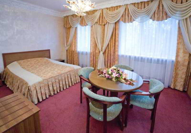 Hotel Oktyabrskaya 2