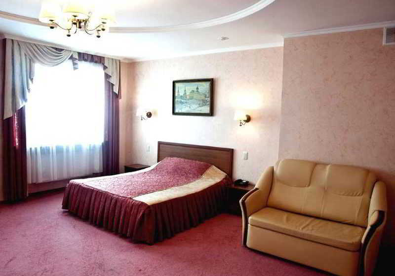 Hotel Oktyabrskaya 4