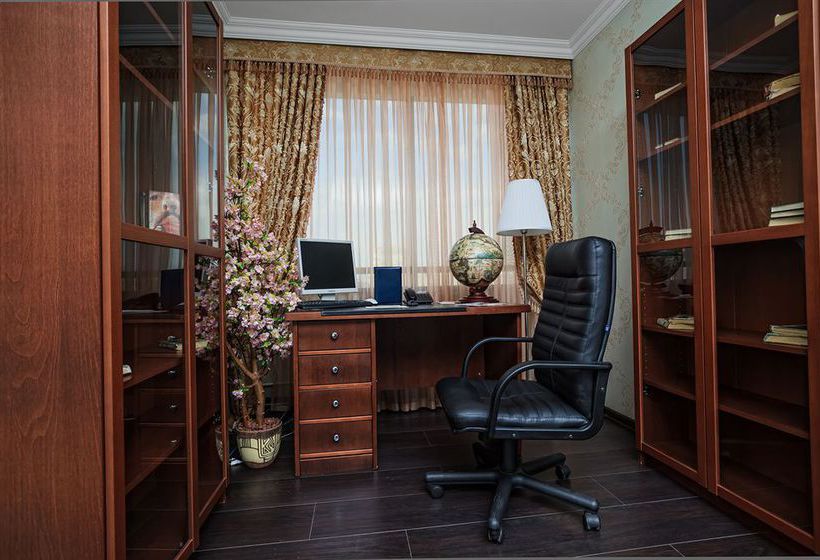 Business Hotel Avrora 12